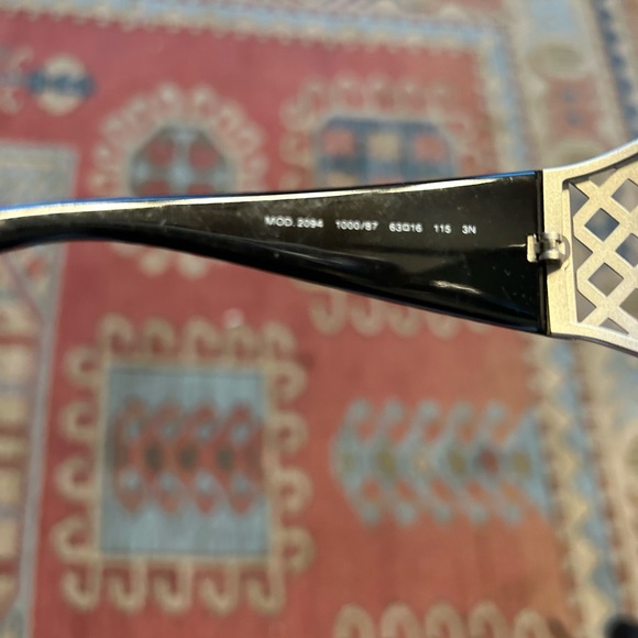 Versace sunglasses from the 2000’s. - Picture 3 of 5